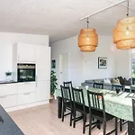 4 Star Holiday Home In Glesborg Casa de Férias *