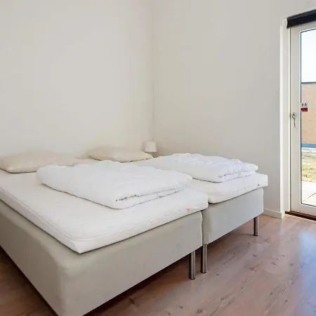 Holiday home 14 Person In *