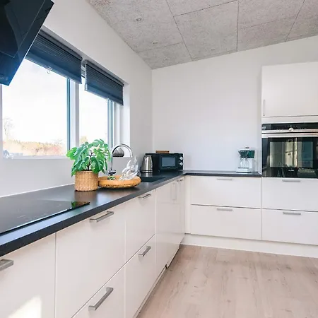 Summer House With Wellness Area * Glesborg