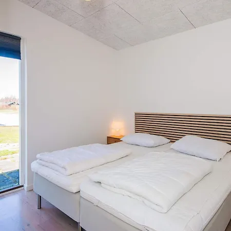 4 Star In Nyaraló Glesborg